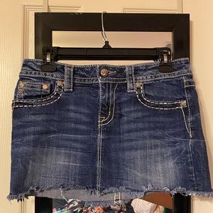 Miss me jean skirt size 28